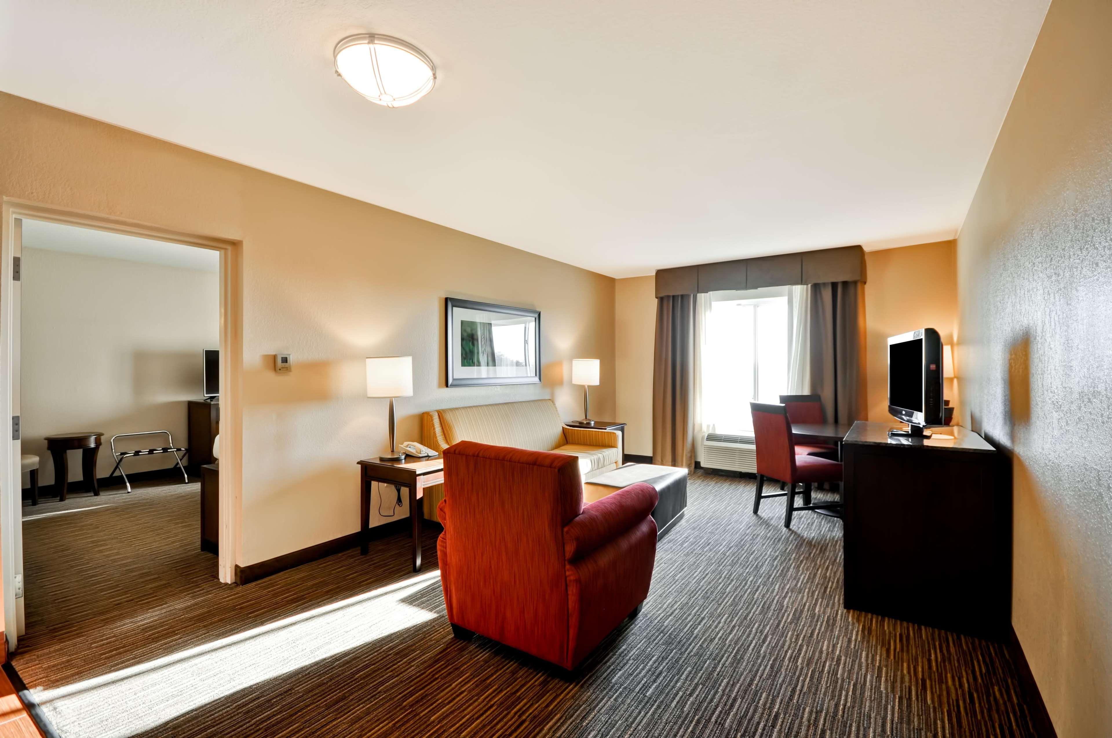 Hilton Garden Inn Tampa North Temple Terrace Esterno foto