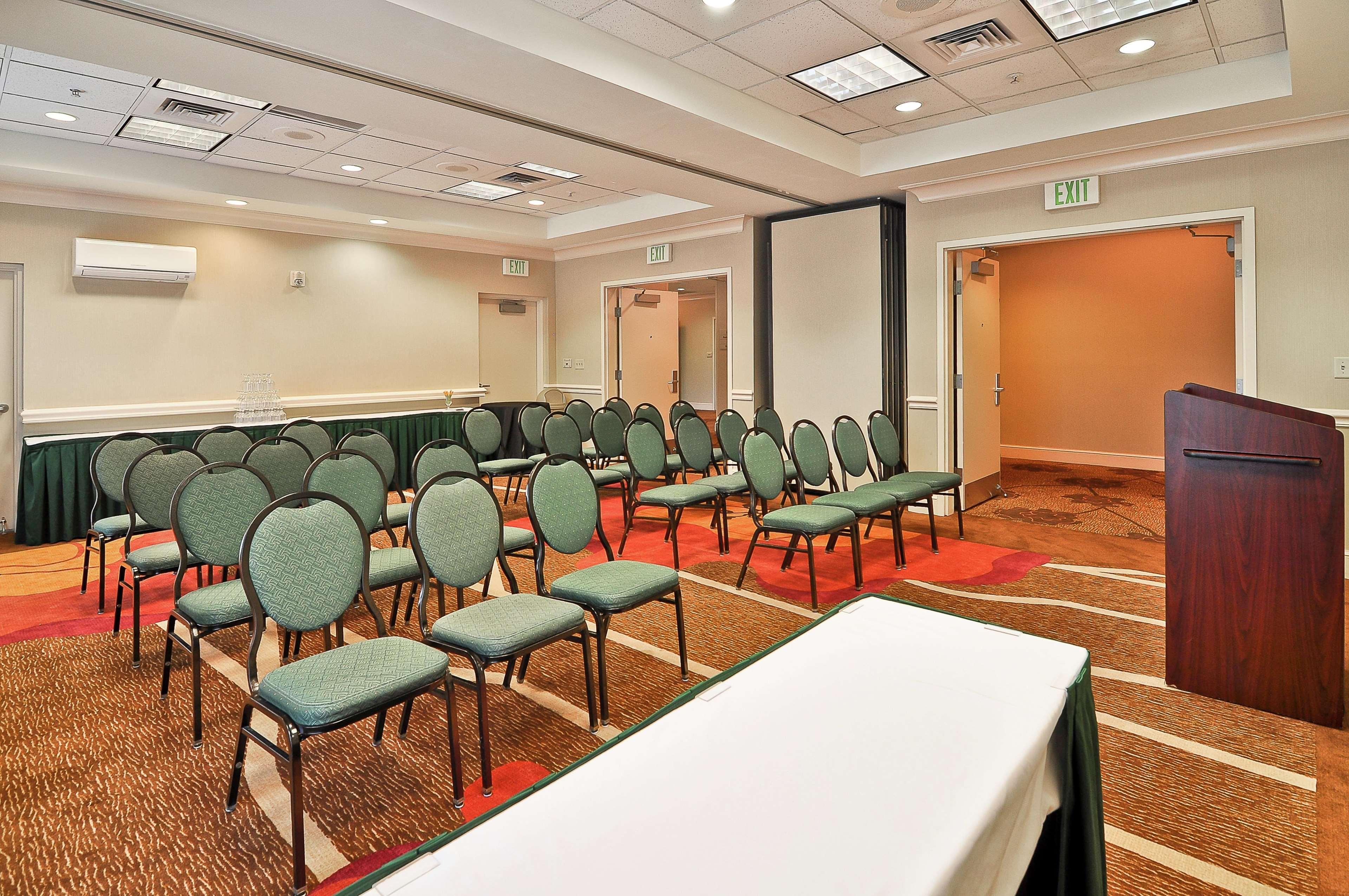 Hilton Garden Inn Tampa North Temple Terrace Esterno foto